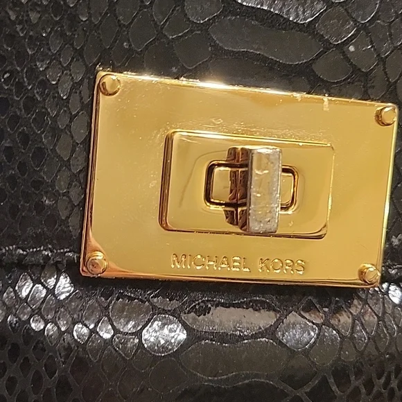 Black MK crossbody - Picture 3 of 6